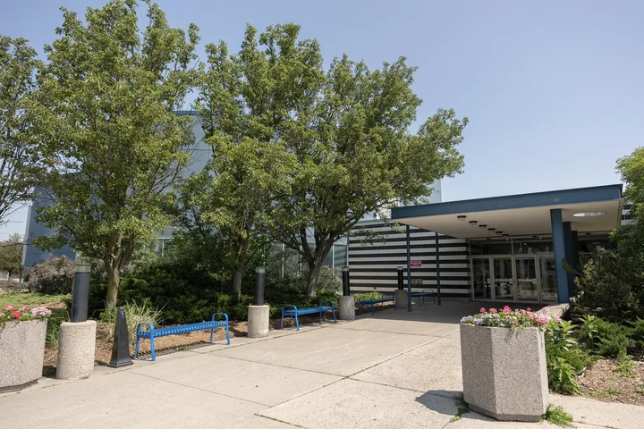 Milton leisure centre exterior.